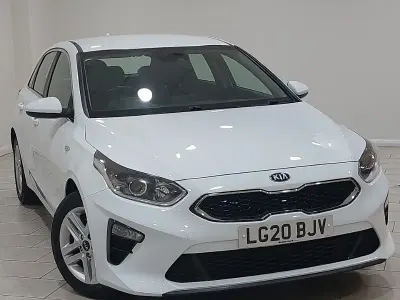 Używany Kia Ceed 2020 Biały Hatchback