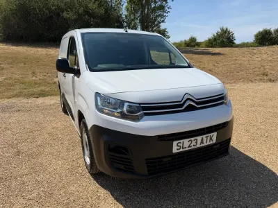 Used Citroën Berlingo 100 HP (73 kW) 2023 White MPV
