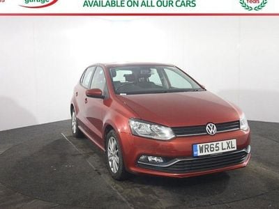 Used VW Polo SE 90 HP (66 kW) 2015 Red Hatchback
