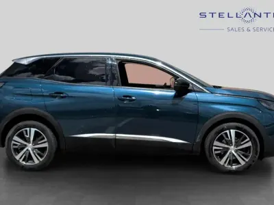 Used Peugeot 3008 Allure 129 HP (94 kW) 2022 Blue SUV
