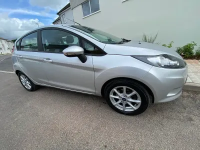 Used Ford Fiesta 2011 Silver Hatchback