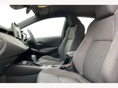 Gebraucht Toyota Corolla 122 PS (89 kW) 2022 Grau Kleinwagen