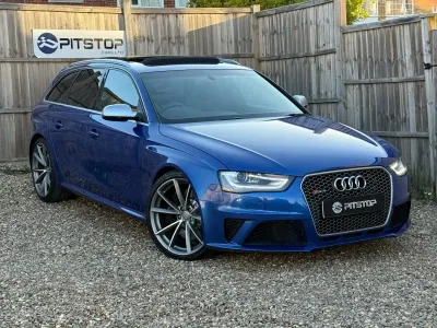 Used Audi RS4 Performance 450 HP (330 kW) 2013 Blue Estate