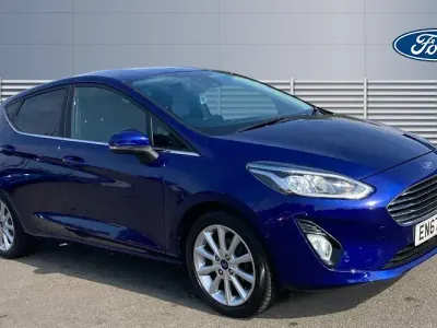Usado Ford Fiesta Titanium 125 CV (91 kW) 2020 Utilitario