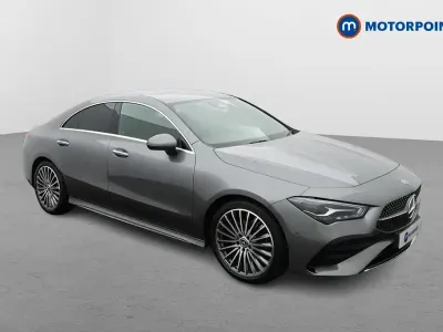 Usado Mercedes CLA200 AMG Line Premium 163 HP (119 kW) 2025 Cinzento Coupé