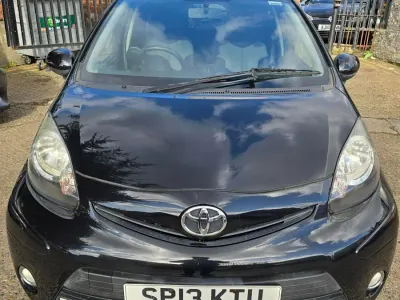 Gebraucht Toyota Aygo 2013 Schwarz Kleinwagen
