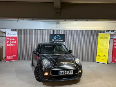 Usado Mini Cooper Hatch 136 CV (100 kW) 2014 Marrón Utilitario
