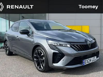 Used Renault Clio Techno 90 HP (66 kW) 2024 Grey  Hatchback