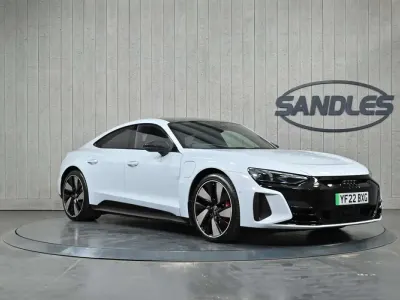 Used Audi e-tron GT quattro Comfort 475 kW (646 HP) 2022 Grey Sedan