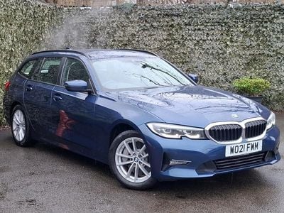 Used BMW 330e Comfort Edition 292 HP (214 kW) 2021 Blue Estate