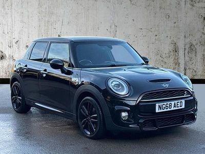 Used Mini Cooper S Hatch 189 HP (139 kW) 2019 Black Hatchback