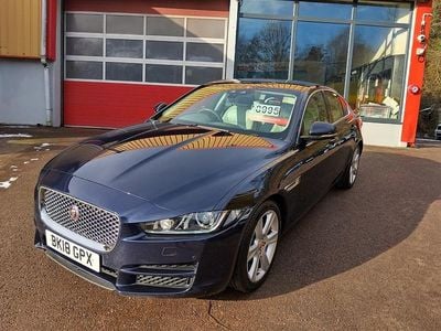Used Jaguar XE Portfolio 180 HP (132 kW) 2018 Blue Sedan