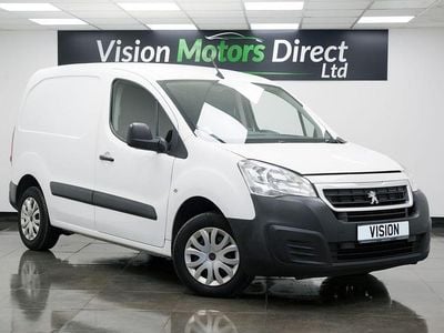 White Used 2018 Peugeot Partner MPV | £3,780 (A bit pricey)