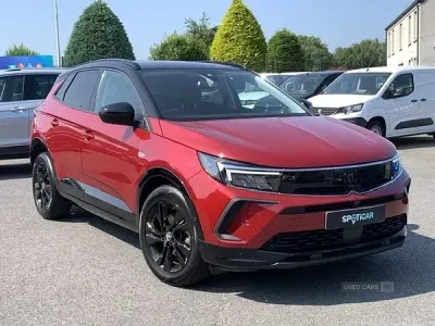 Used Vauxhall Grandland X GS Line 128 HP (94 kW) 2022 Red SUV
