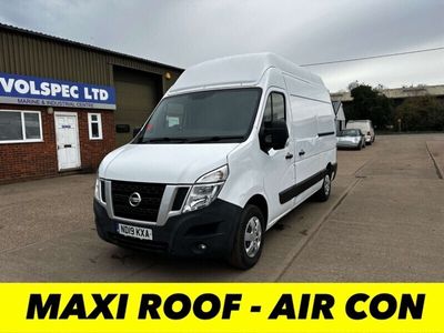 Nissan NV400