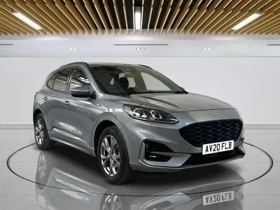 Second-hand Ford Kuga ST-Line 150 CP (110 kW) 2020 Argintiu SUV