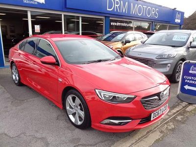 Red Used 2017 Vauxhall Insignia SRi Hatchback | £9,995 (Fair price)