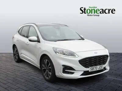 Usado Ford Kuga ST-Line X 120 HP (88 kW) 2021 Branco SUV