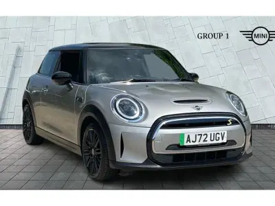 Begagnad Mini Cooper S Level 2 135 kW (184 HK) 2023 Silver Halvkombi