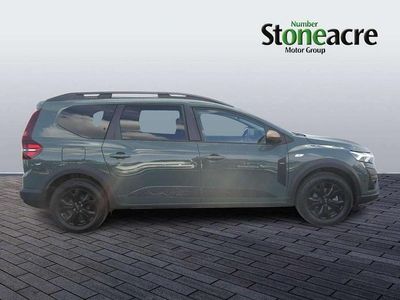 Used Dacia Jogger Extreme 140 HP (102 kW) 2025 Green MPV