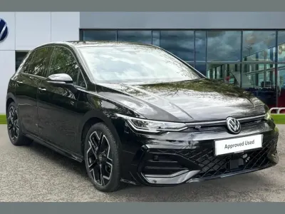 New VW Golf VIII R-line 147 HP (108 kW) 2026 Black Hatchback