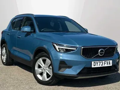 Used Volvo XC40 Core 163 HP (119 kW) 2023 Blue SUV