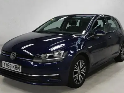 Used VW Golf VII SE 130 HP (95 kW) 2018 Blue Hatchback