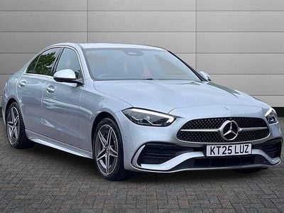 Usado Mercedes C200 AMG line 204 HP (150 kW) 2025 Prateado Sedan
