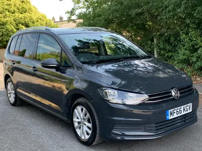 Used VW Touran SE 150 HP (110 kW) 2016 Grey MPV