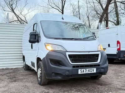 Used Peugeot Boxer 140 HP (102 kW) 2021 White Van