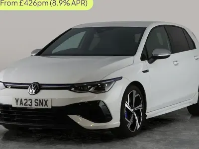 Second-hand VW Golf VIII R 320 CP (235 kW) 2023 Alb Hatchback