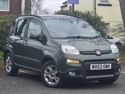 Usado Fiat Panda 75 HP (55 kW) 2013 Verde Citadino