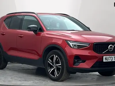 Used Volvo XC40 Plus 163 HP (119 kW) 2023 Red SUV