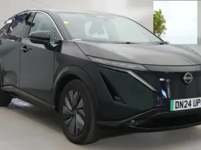 Usado Nissan Ariya 360º 177 kW (242 HP) 2024 Verde SUV