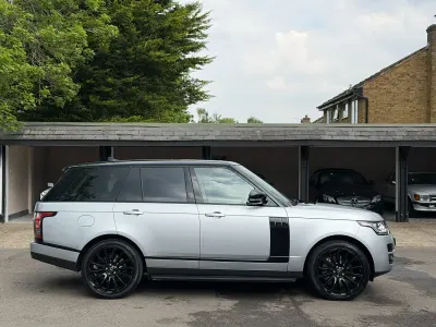 Used Land Rover Range Rover Vogue SE 339 HP (249 kW) 2016 Silver SUV