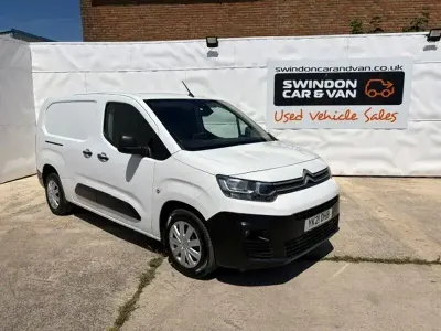 Used Citroën Berlingo 100 HP (73 kW) 2021 White MPV