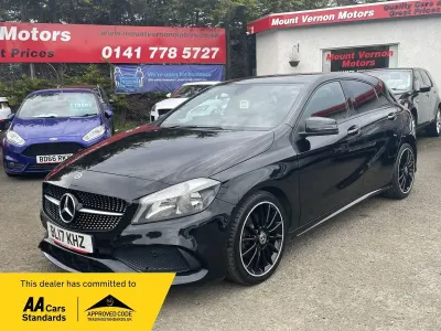 Begagnad Mercedes A200 AMG line 2017 Svart Halvkombi