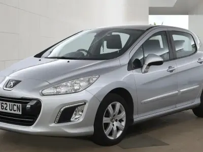 Used Peugeot 308 Active 92 HP (67 kW) 2012 Silver Hatchback