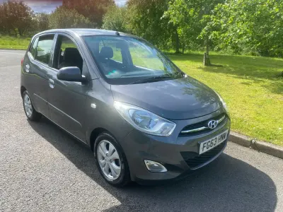 Käytetty Hyundai i10 Active 83 HP (61 kW) 2013 Harmaa Viistoperä