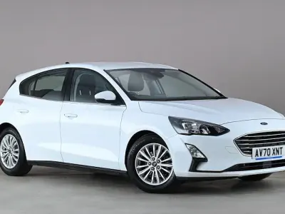 Used Ford Focus Titanium 125 HP (91 kW) 2020 White Hatchback