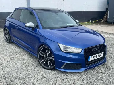Usado Audi S1 Performance 231 HP (169 kW) 2015 Azul Citadino