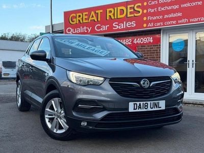Second-hand Vauxhall Grandland X S 120 CP (88 kW) 2018 Gri SUV