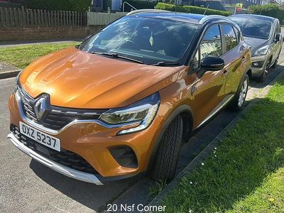 Used Renault Captur Iconic 2020 Orange/black SUV