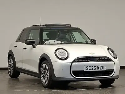 Used Mini Cooper Classic 114 kW (156 HP) 2026 White Hatchback