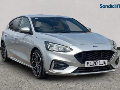 Second-hand Ford Focus ST-Line X 125 CP (91 kW) 2020 Argintiu Hatchback