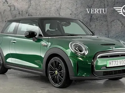 Begagnad Mini Cooper Level 2 135 kW (184 HK) 2023 Halvkombi