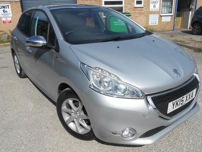 Silver Used 2015 Peugeot 208 Style Hatchback | £4,995 (Fair price)
