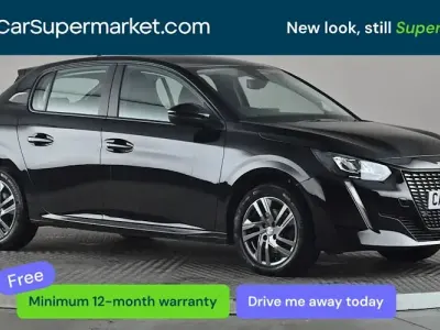 Gebraucht Peugeot 208 Active Premium 102 PS (75 kW) 2022 Schwarz Kleinwagen