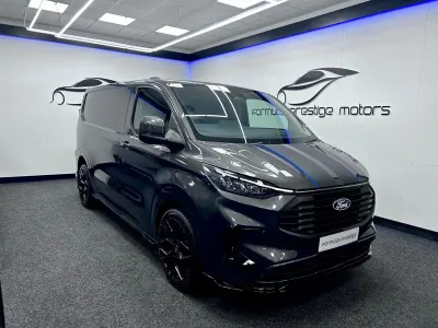 Usado Ford Transit Custom Limited 136 CV (100 kW) 2024 Gris Van