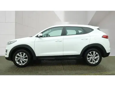 Używany Hyundai Tucson SE 136 KM (100 kW) 2020 Biały SUV